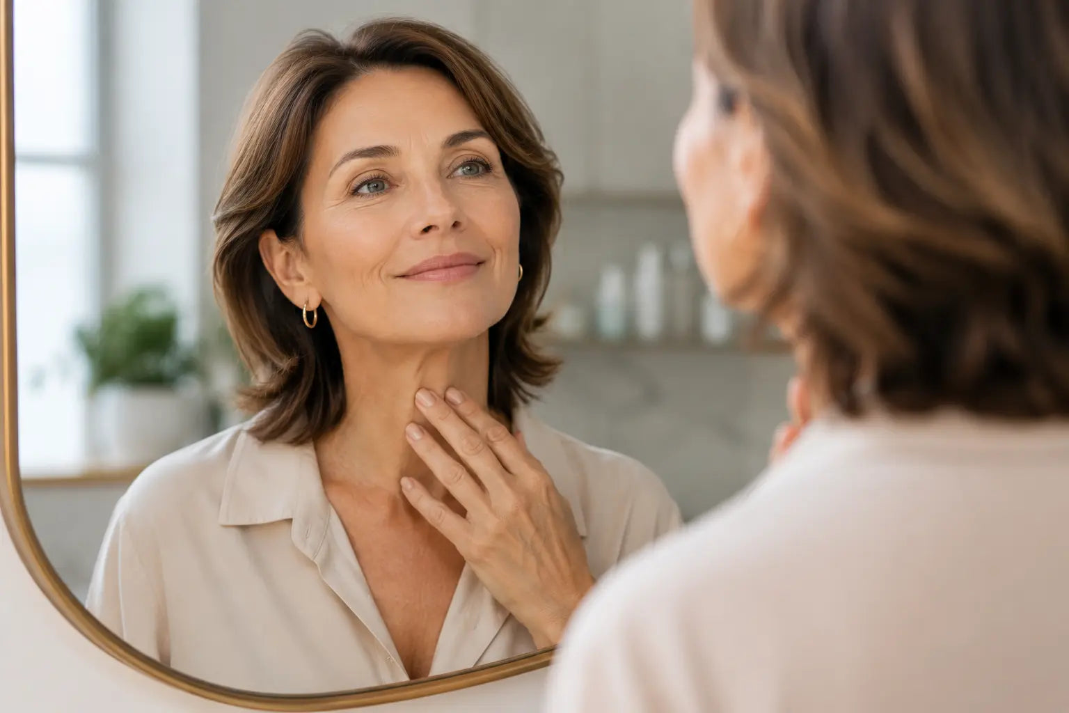 Neck Lines Becoming Visible? Firming Care Helps CALINACHI Cosmetics